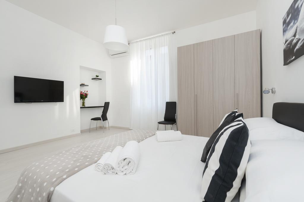 White Flat Termini Apartment Roma Ngoại thất bức ảnh