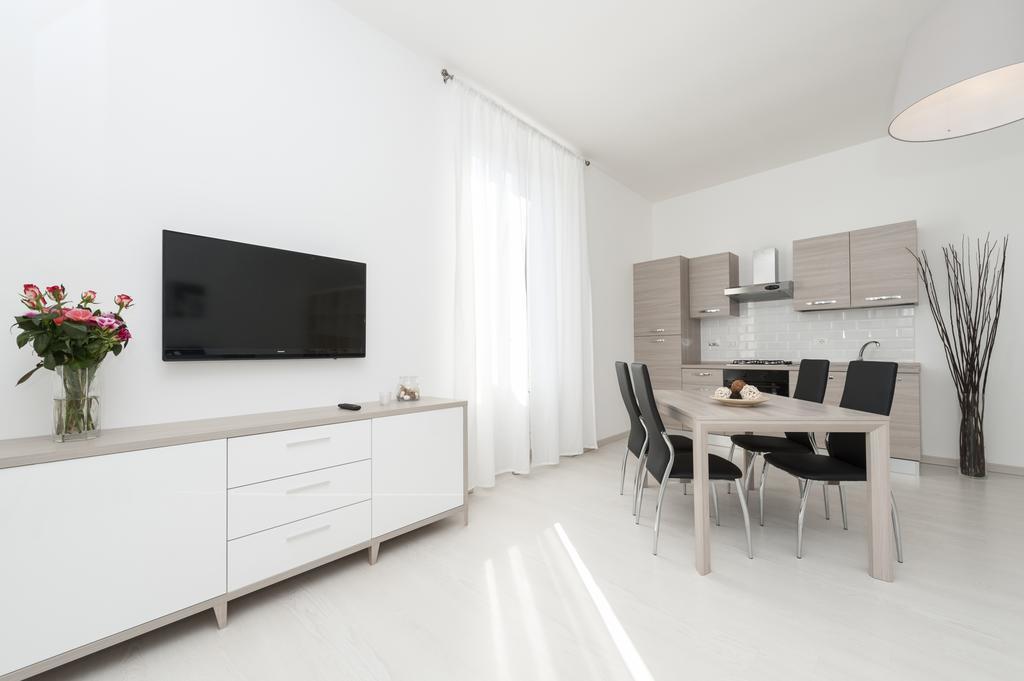 White Flat Termini Apartment Roma Ngoại thất bức ảnh